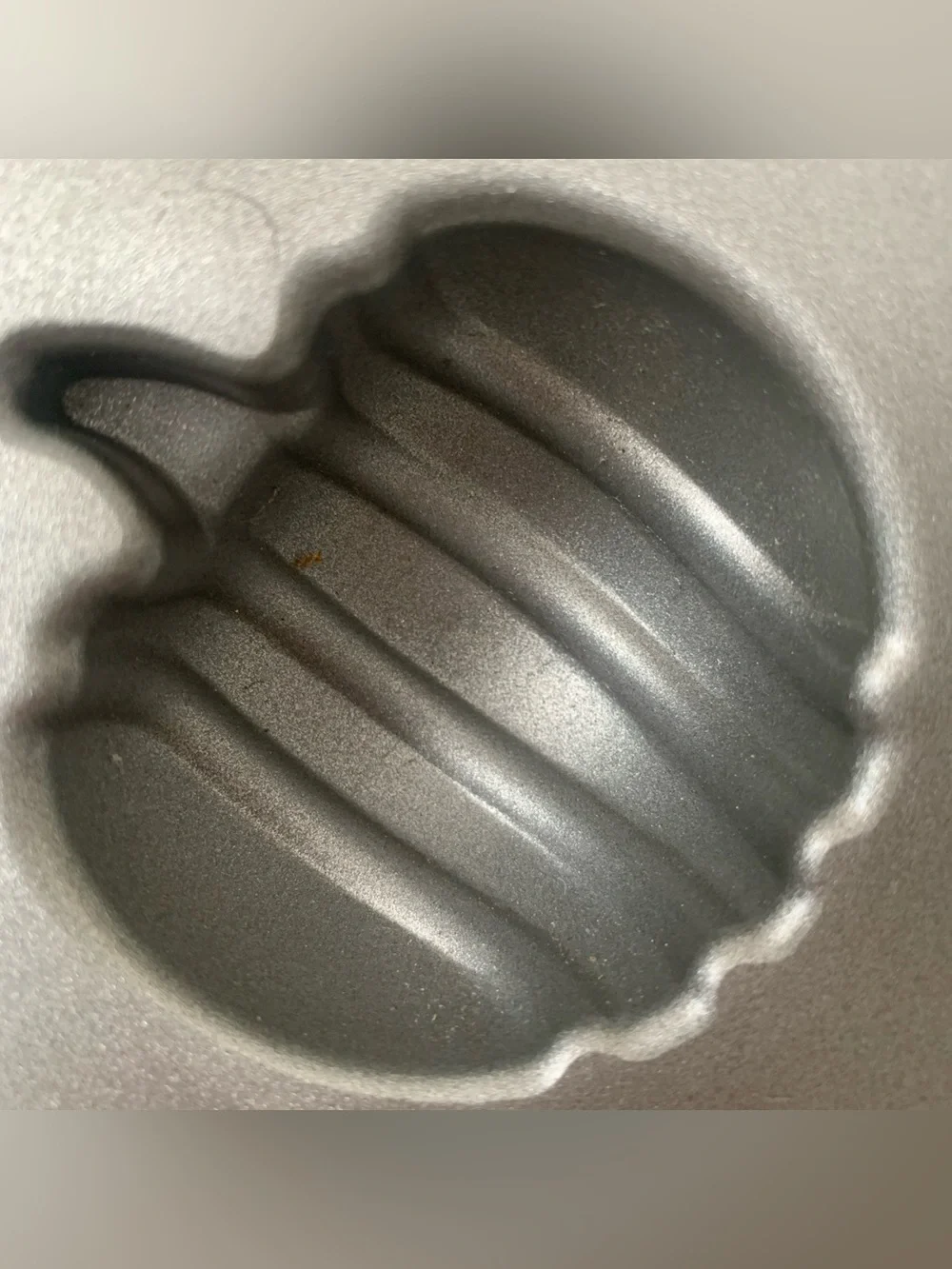 CIROA Cast Aluminum Pumpkin Leaf Shape 9 Units Non-stick Cake Pan Halloween Fall